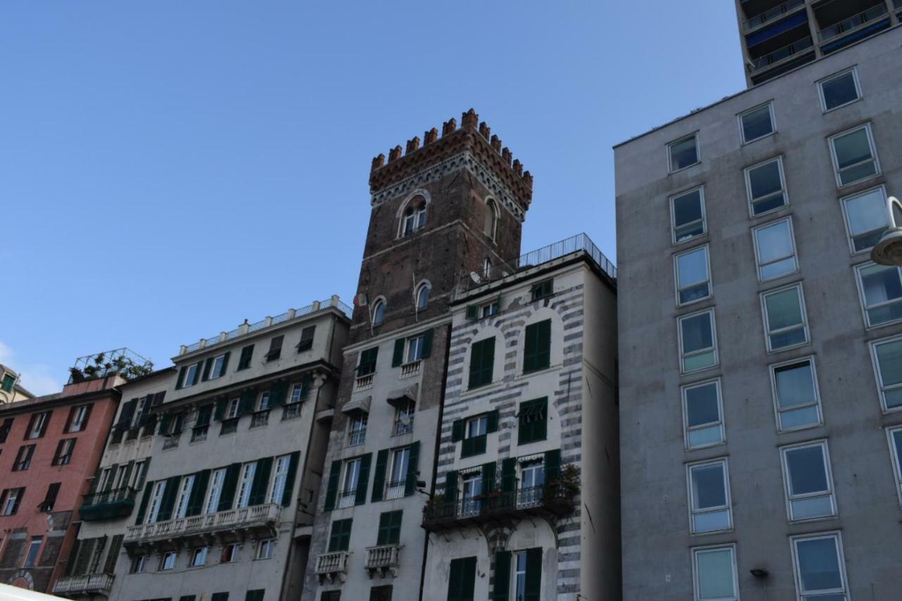 Old Port Apartment 4 Beds Genoa Exterior photo